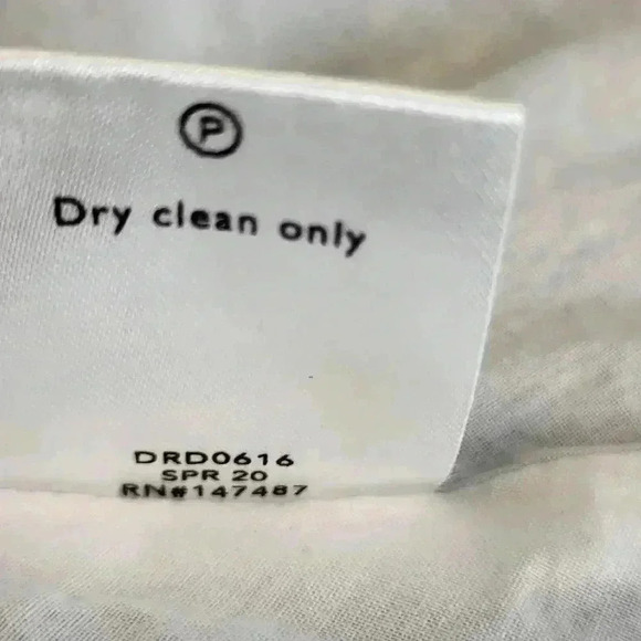 Draper James Embroidered Chambray Circle Love Dress ~ Medium Wash ~ Size 12 - Picture 5 of 13